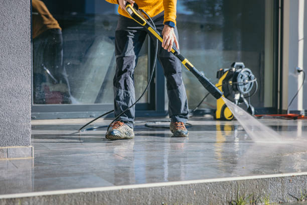 Why Choose Our Certified Pressure Washing Experts for Your Project Needs in Poteet, TX?